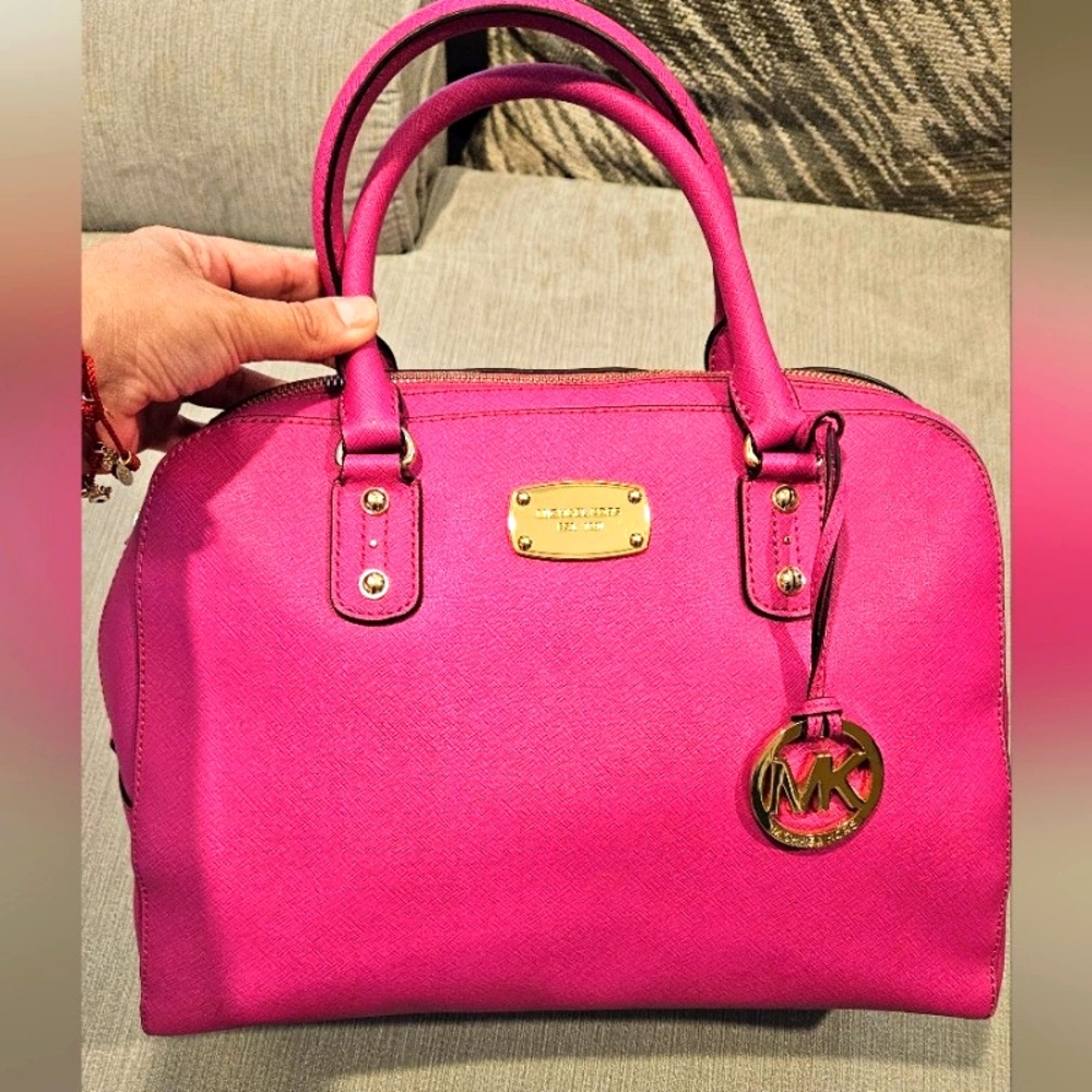 Michael kors Large size